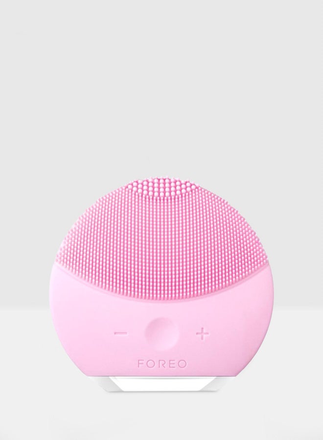 Mini Face Brush Pearl Pink One Size