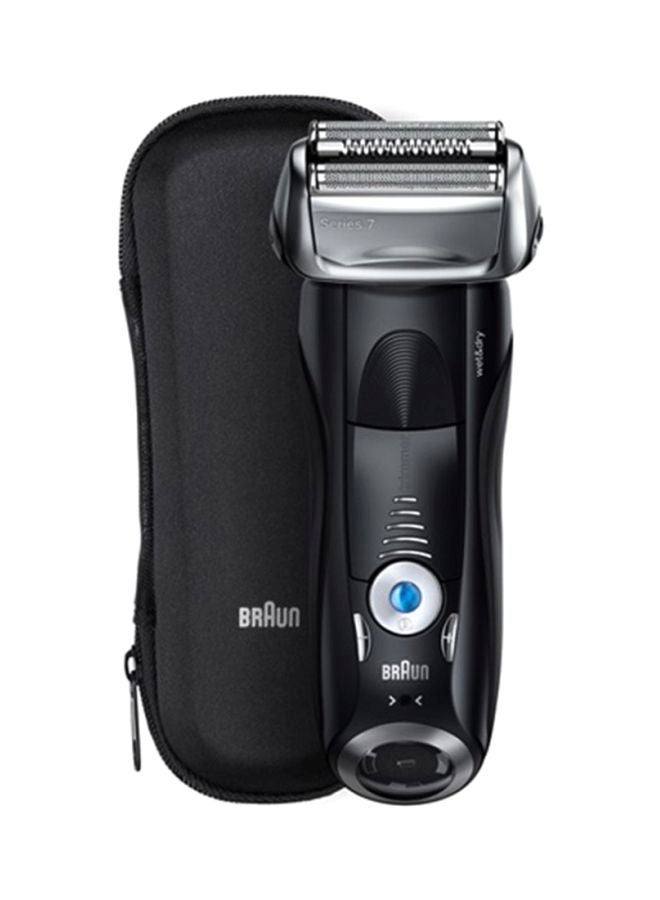 Series 7 Shaver With Case Black - image 2