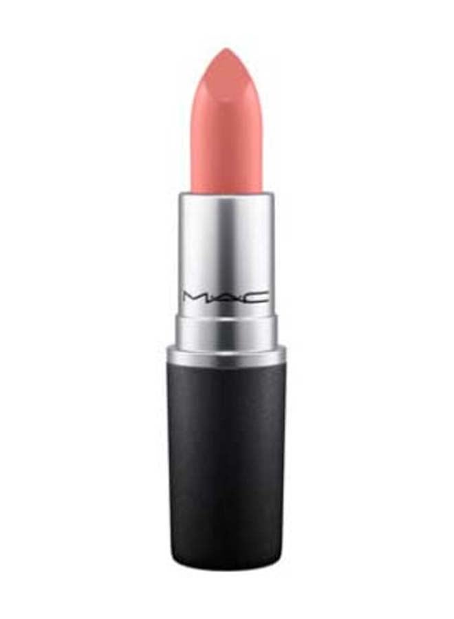 Matte Lipstick Down To An Art