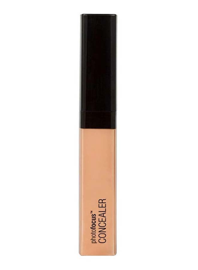 Photo Focus Liquid Concealer Light/Med Beige