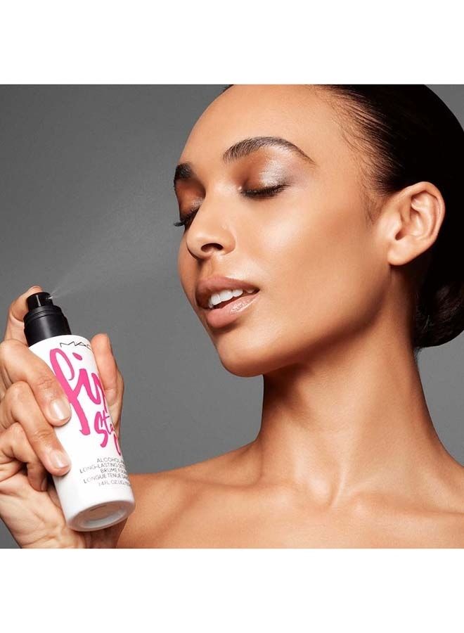 MAC Fix + Stayover Spray - image 5