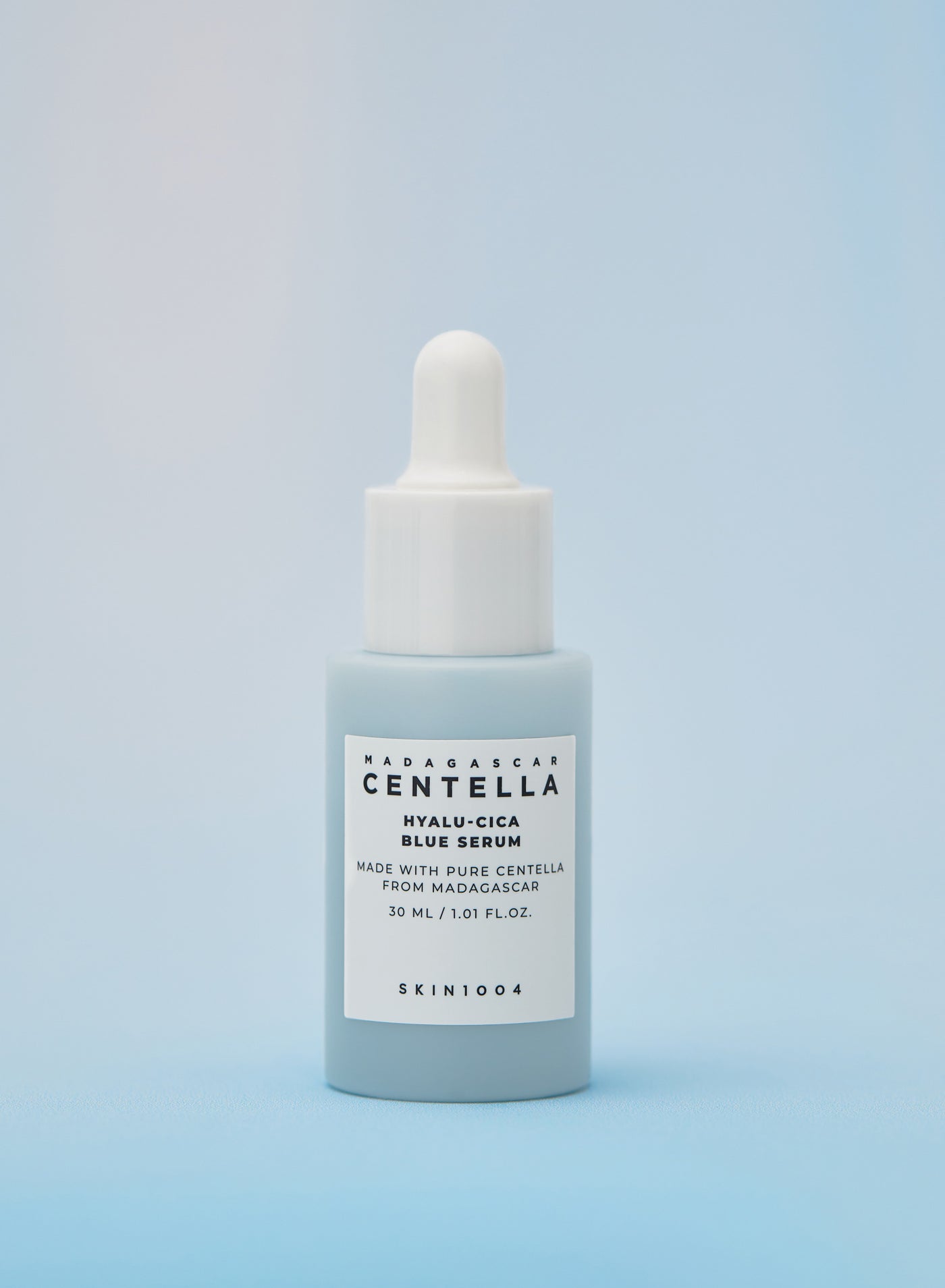 Skin1004 Madagascar Centella Hyalu-Cica Blue Serum 30Ml