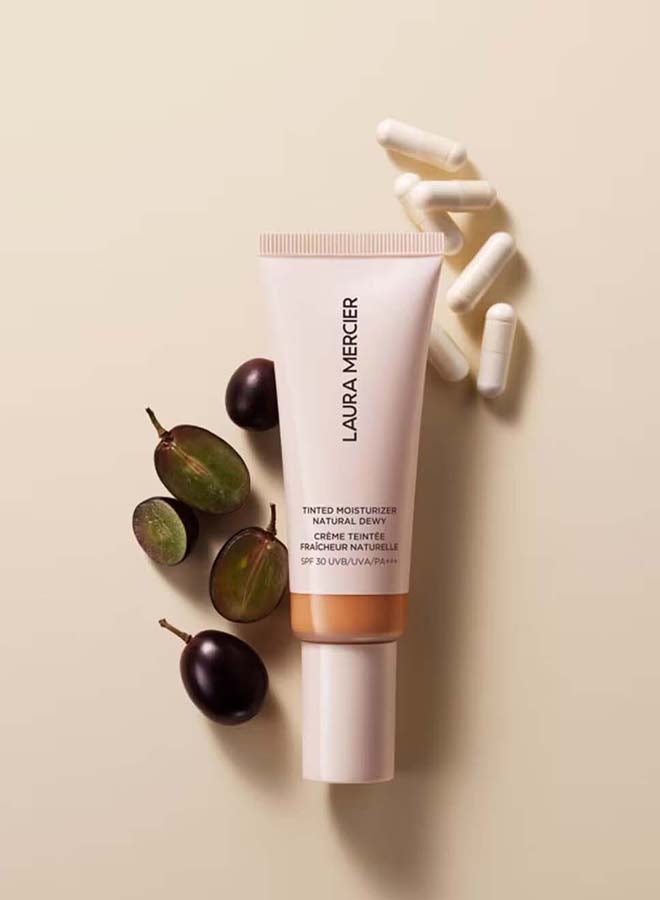 Tinted Moisturizer Natural Dewy - image 3