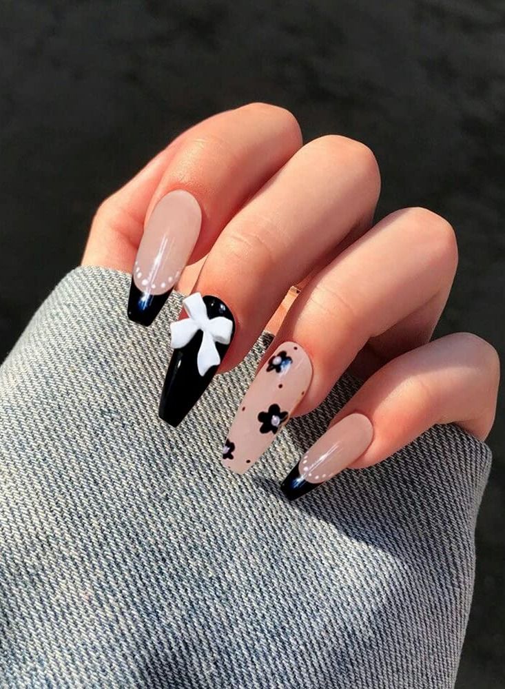 SYOSI Fake Nails, 24Pcs Glossy Medium Press on Nails with Design, Pink Acrylic Nails Press on, Artificial Glue on Nails, Fake Nails with Flower Bow for Nail Art Decoration