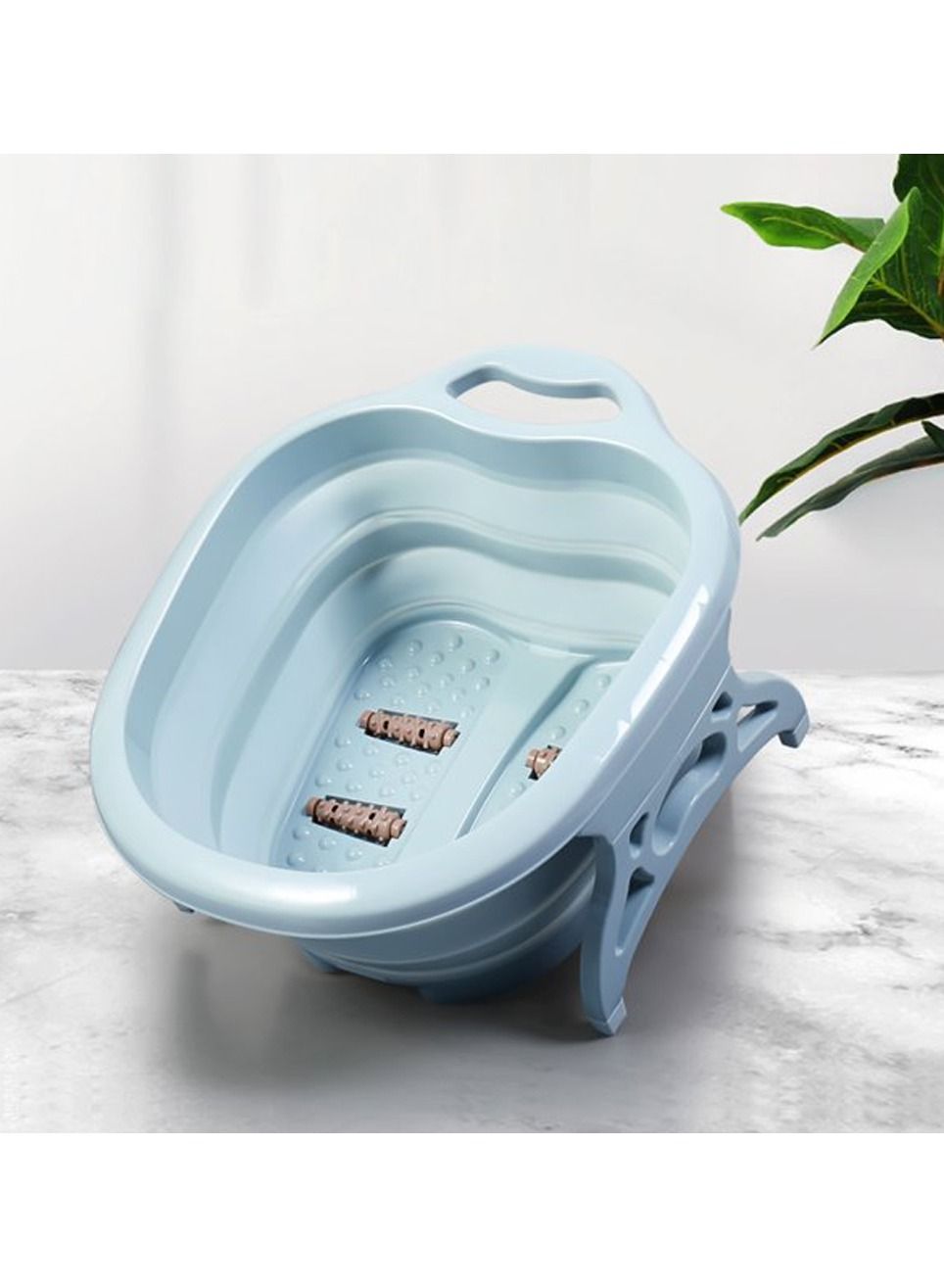 Folding Foot Care Tub Portable Foot Wash Massage Bucket Travel Folding Bucket with 4 Massage Balls Bathing Feet in Winter -slip Handle Endurable Meterial