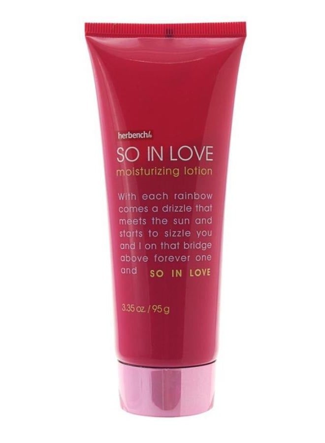 Her Bench So In Love Moisturizing Lotion 95g
