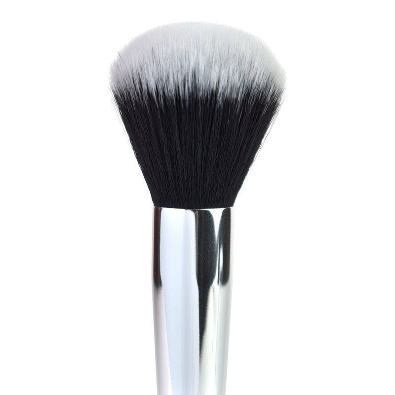 Powder make up brush, synthetic hair.      Nº 66