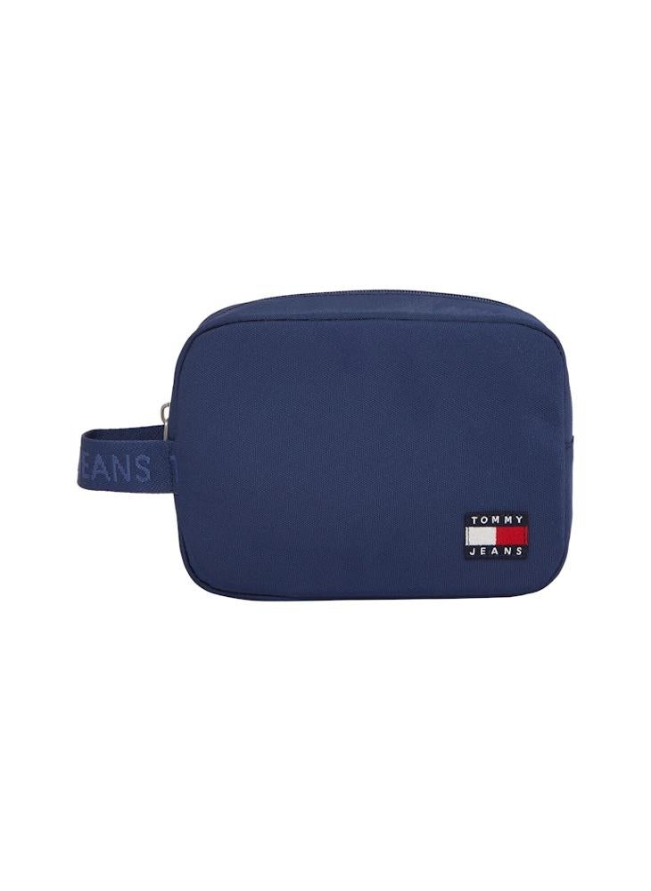 ESSENTIAL DAILY WASH BAG