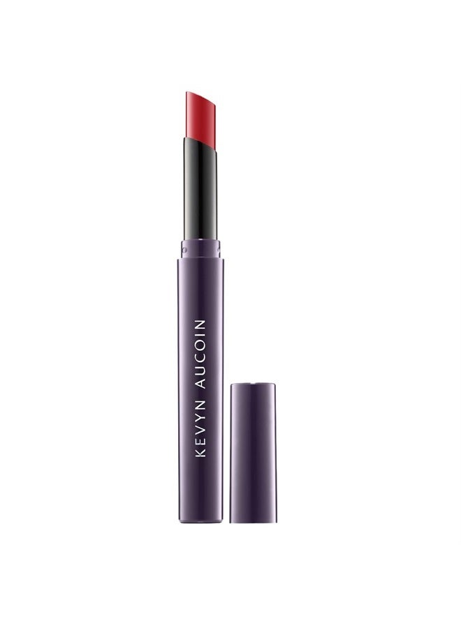 Unforgettable Lipstick, Fatal color with Shine finish: Intense color plus slim design with a weightless formula allows for a precise application for a makeup novice or expert.