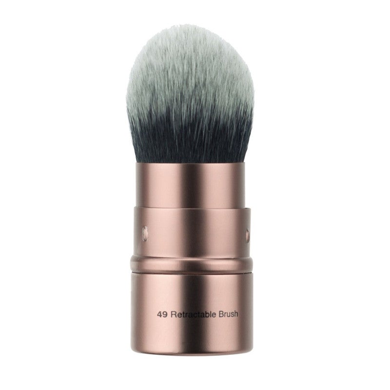 Retractable make up brush, synthetic hair.   Nº 49