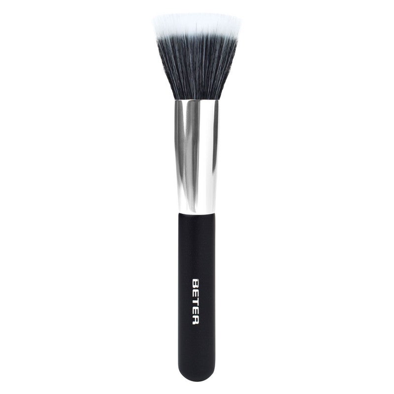 Duo fiber make up brush, synthetic hair.         Nº 24