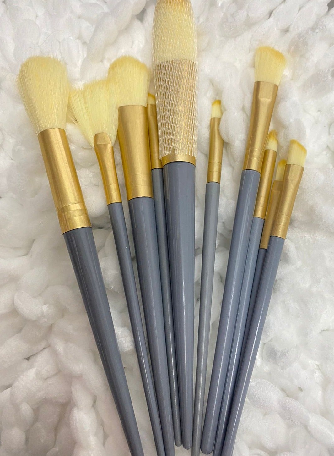 Makeup Brush Set Soft Fluffy Professional Cosmetic Foundation Powder Eyeshadow Kabuki Blending Make up Brush Beauty Tool