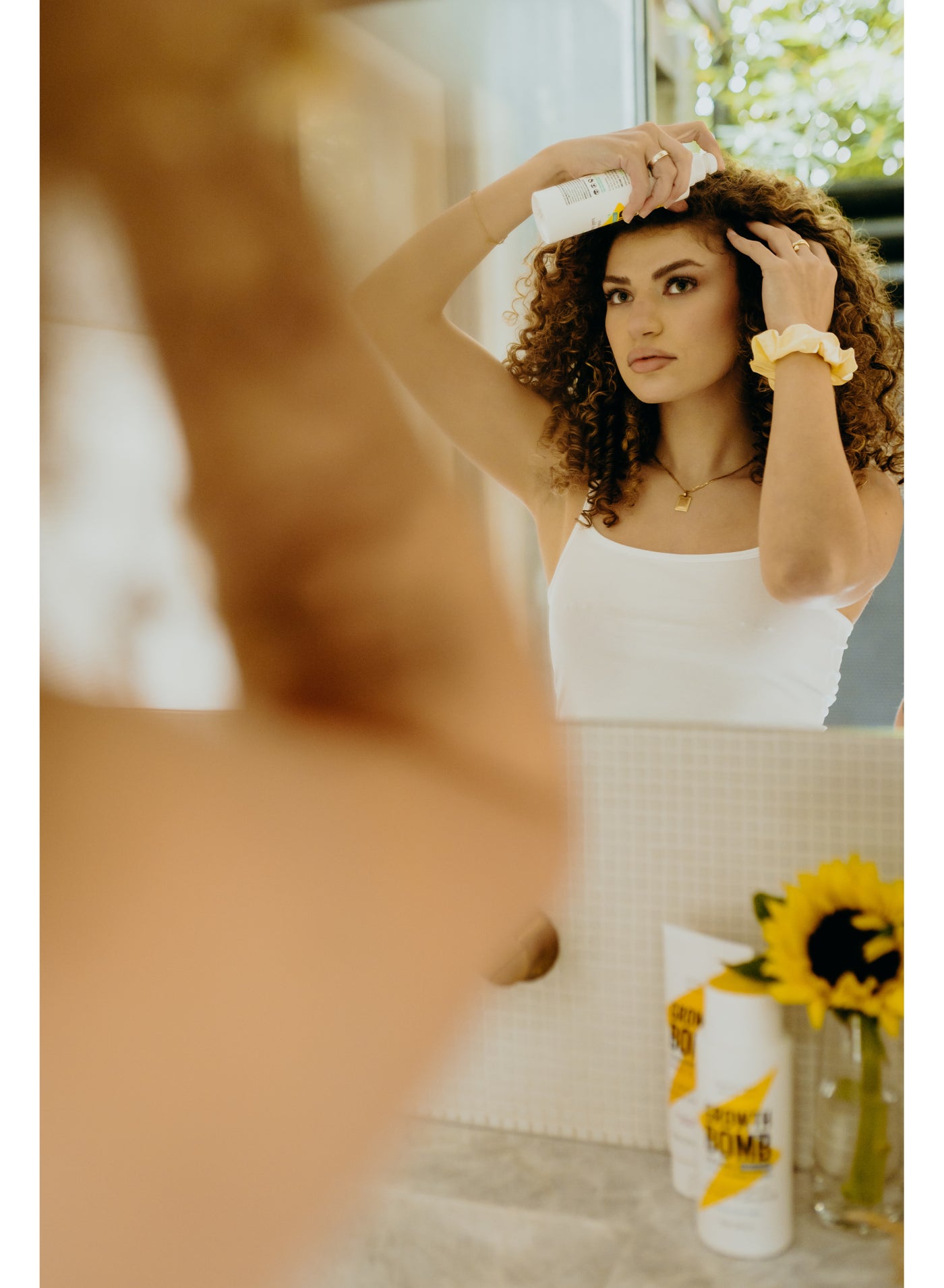 Leave-In Hair Growth Spray with Caffeine & Antioxidants - Boosts Hair Volume, Protects Against Breakage & Hydrates Strands (185 ml) - image 4