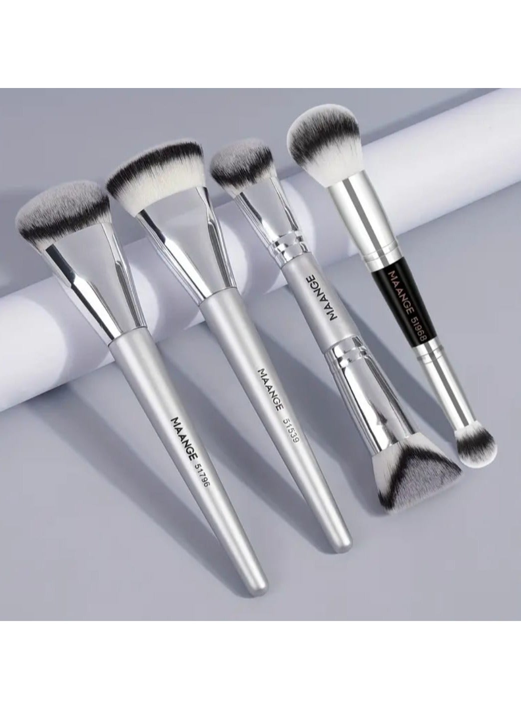 4 Pcs Makeup Brush Set, Foundation, Blending, Nose and Eye Shadow Brushes, Soft Nylon Bristles, Dual-Ended Design, Portable Travel Makeup Brush Set